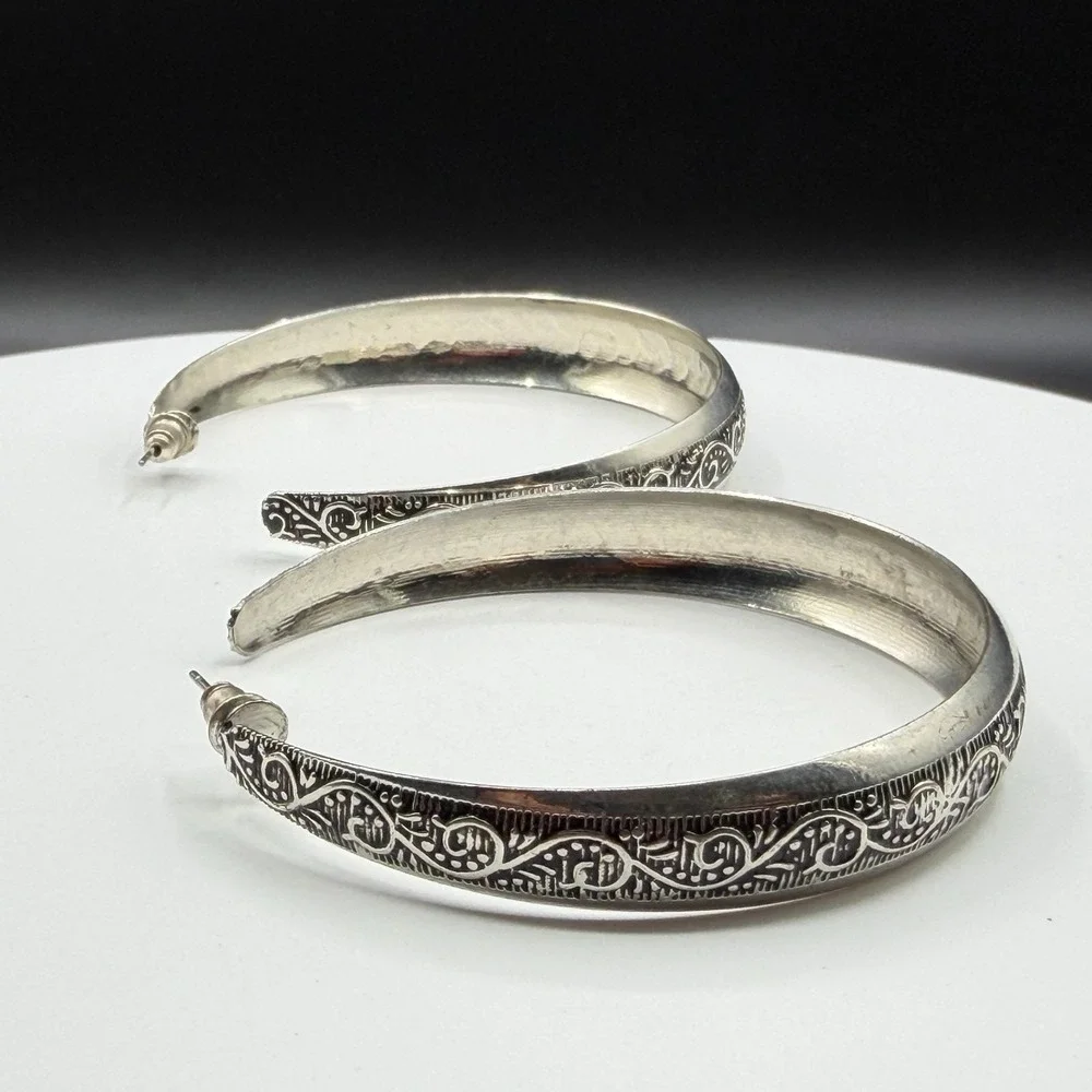 Silver Tone Paisley Scroll Hoop Earrings Large Boho Textured Statement Jewelry